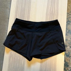 LuluLemon Speed Up Shorts 4” Black Size 6